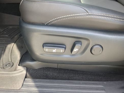 Used 2023 Toyota 4Runner SR5 Premium w/ Moonroof Package image 28