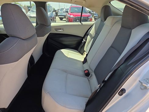 Used 2021 Toyota Corolla L FWD image 13