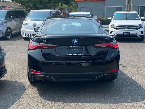 Used 2023 BMW i4 eDrive35 RWD image 4