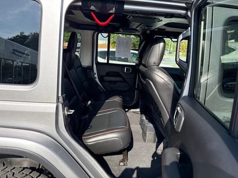 Used 2020 Jeep Wrangler Unlimited Rubicon AWD/4WD image 17