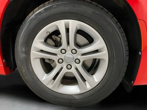 Used 2022 Dodge Charger SXT RWD image 26