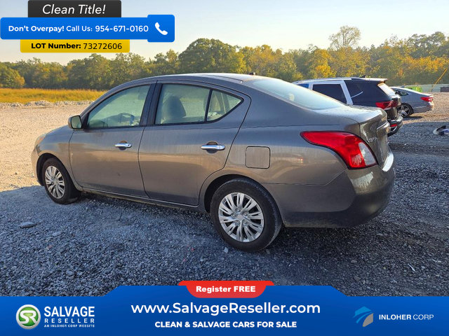 Used 2012 Nissan Versa SV FWD image 3