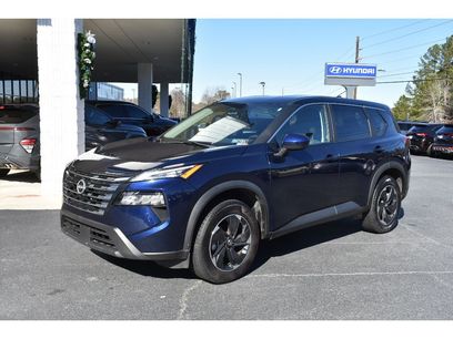 Used 2024 Nissan Rogue SV