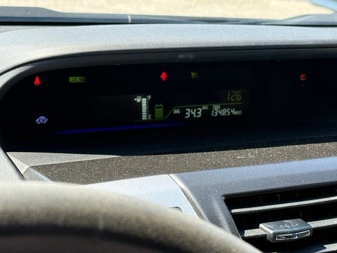 Used 2012 Toyota Prius V Three FWD image 19