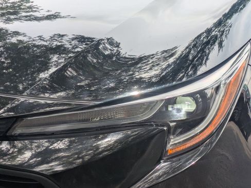 Used 2024 Toyota Corolla LE FWD image 9