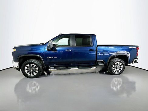 Used 2023 Chevrolet Silverado 2500 LT image 4