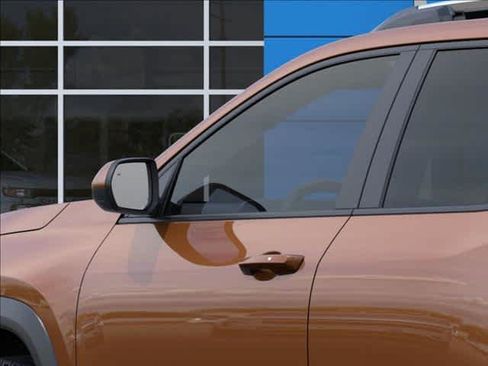 New 2027 Chevrolet Equinox LT w/ Convenience Package II AWD/4WD image 12
