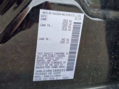 Used 2024 Nissan Altima 2.5 SR FWD image 18