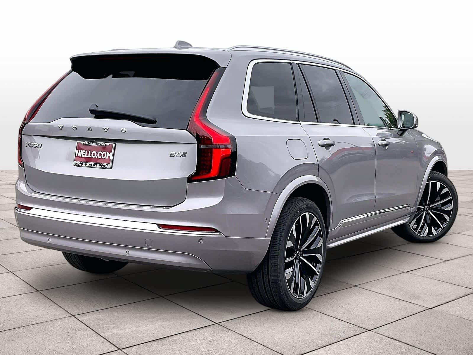 New 2027 Volvo XC90 B6 Plus AWD/4WD image 4