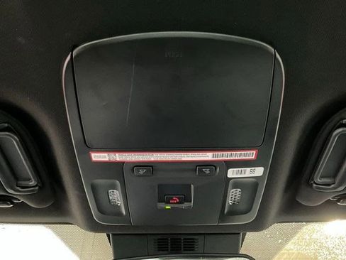 Used 2025 Toyota Camry SE FWD image 17