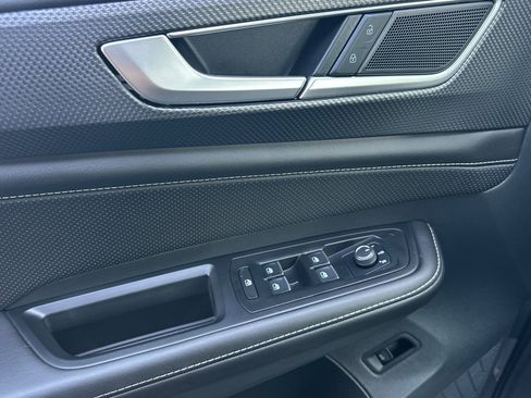 New 2026 Volkswagen Atlas Cross Sport SEL R-Line image 9