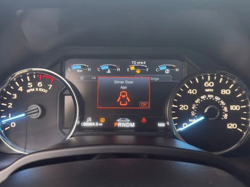 Used 2018 Ford F150 Lariat w/ Equipment Group 502A Luxury image 11