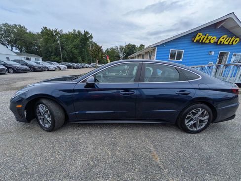 Used 2020 Hyundai Sonata SEL w/ Cargo Package FWD image 2