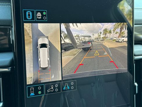 New 2026 GMC Yukon XL Elevation image 21