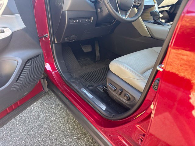 Used 2024 Toyota Venza Limited AWD/4WD image 7