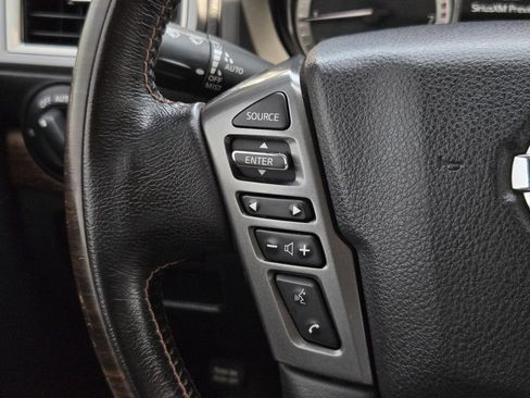 Used 2019 Nissan Titan Platinum Reserve RWD image 25