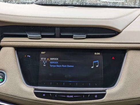 Used 2018 Cadillac XT5 Platinum AWD/4WD image 19