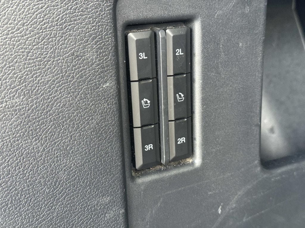 Used 2024 Ford Expedition Limited AWD/4WD image 13