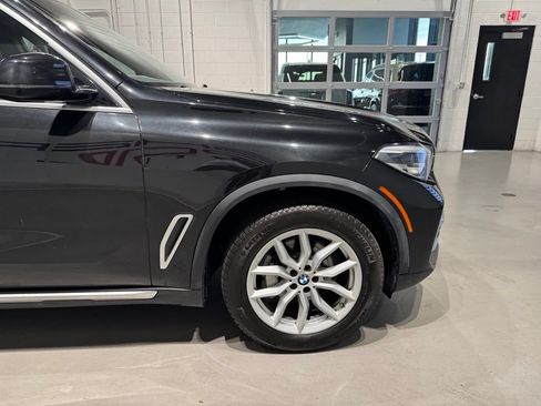 Used 2019 BMW X5 xDrive40i w/ Convenience Package AWD/4WD image 9
