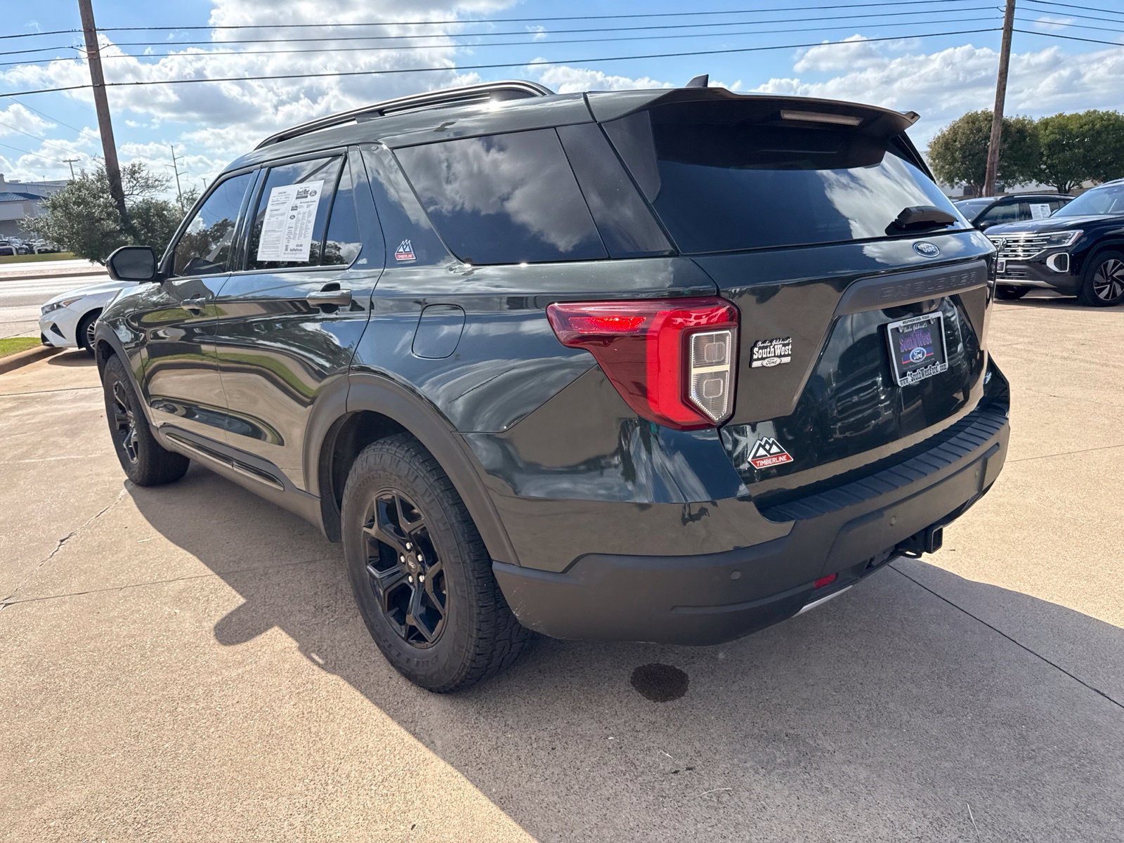 Used 2024 Ford Explorer Timberline w/ Timberline Technology Package AWD/4WD image 5
