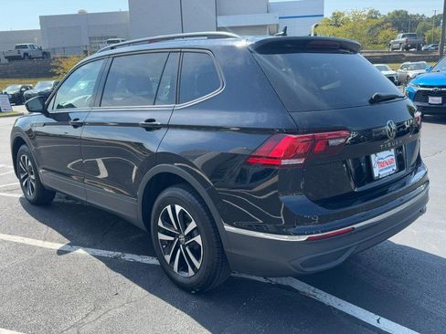Used 2023 Volkswagen Tiguan S image 5