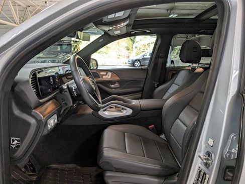 Used 2025 Mercedes-Benz GLE 350 4MATIC image 25