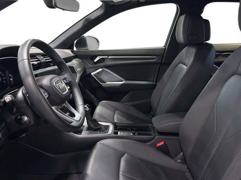 Used 2025 Audi Q3 2.0T Premium AWD/4WD image 23