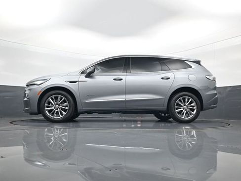 Used 2024 Buick Enclave Avenir w/ Avenir Technology Package AWD/4WD image 29