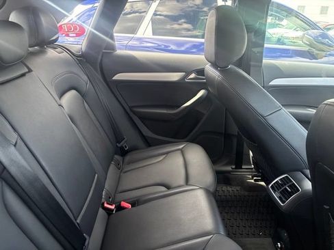 Used 2018 Audi Q3 2.0T Premium Plus w/ Premium Plus Package AWD/4WD image 9