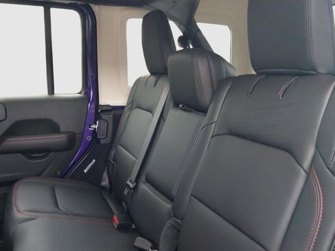 New 2026 Jeep Wrangler Unlimited Rubicon image 27