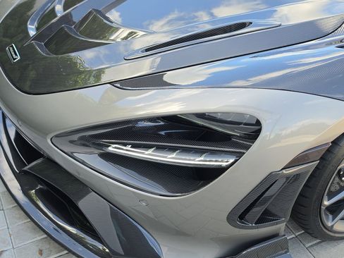 Used 2020 McLaren 720S Performance RWD image 11