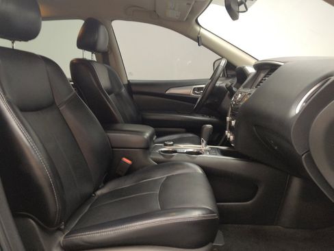 Used 2020 Nissan Pathfinder SL AWD/4WD image 21