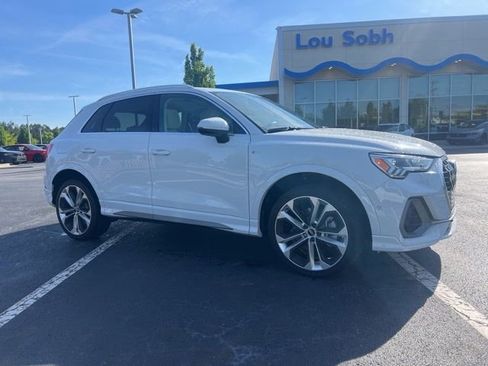 Used 2021 Audi Q3 2.0T Premium Plus AWD/4WD image 4