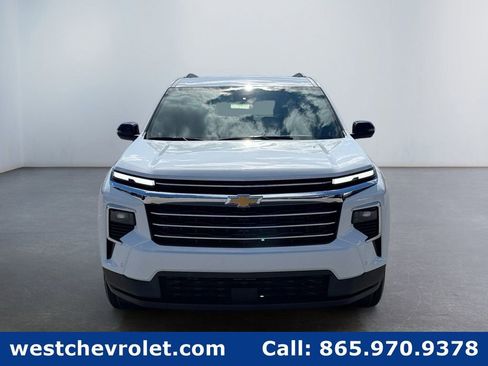 New 2026 Chevrolet Traverse LT w/ Enhanced Driving Package image 8