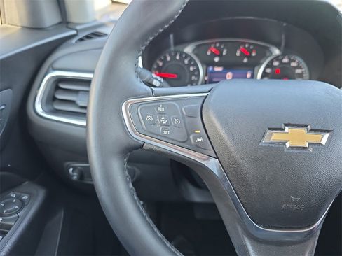 Used 2020 Chevrolet Equinox LT image 23