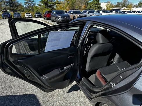New 2025 Nissan Versa SR w/ Trunk Package image 17