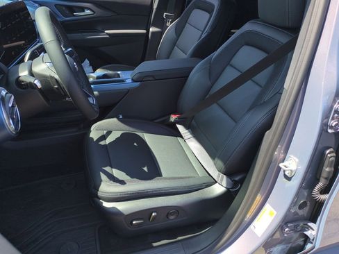 New 2026 Chevrolet Equinox EV LT w/ LPO, All-Weather Mat Package image 18