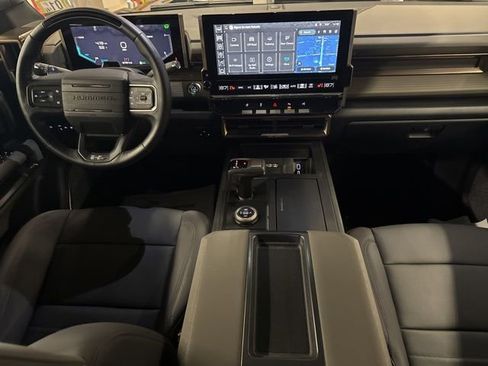 New 2025 GMC Hummer EV 2X w/ LPO, Cargo Utility Package image 23