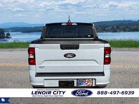 New 2026 Ford Maverick Lobo image 4