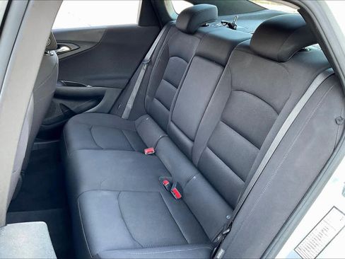 Used 2022 Chevrolet Malibu LT image 19