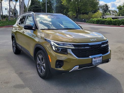 Certified 2024 Kia Seltos S FWD image 5