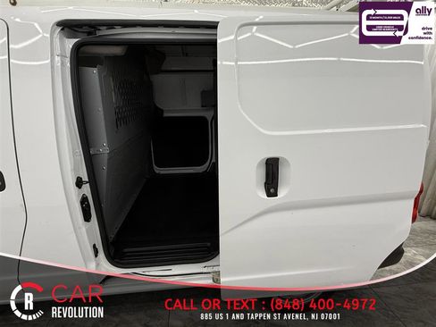 Used 2019 Nissan NV200 S image 8