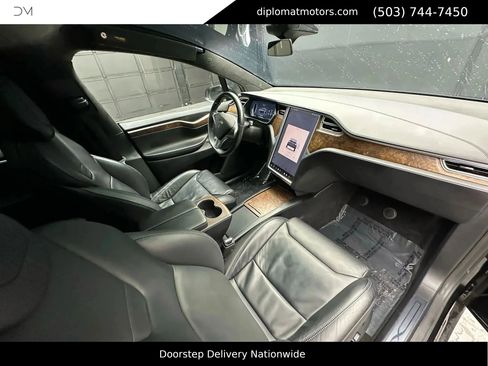 Used 2017 Tesla Model X 100D image 18