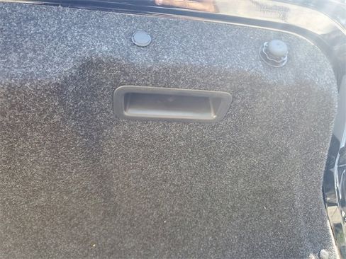 Used 2019 INFINITI Q70 Luxe image 7