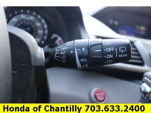 Used 2016 Honda Odyssey SE image 11