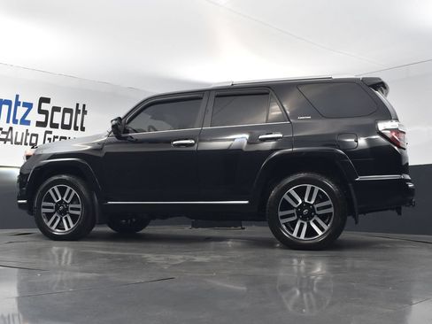 Used 2022 Toyota 4Runner Limited AWD/4WD image 19