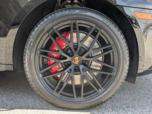 New 2026 Porsche Macan GTS image 29