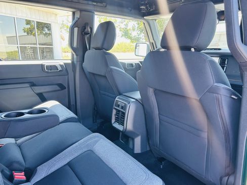 New 2025 Ford Bronco 4-Door image 9
