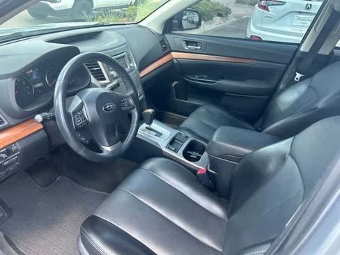 Used 2014 Subaru Outback 2.5i Limited AWD/4WD image 18