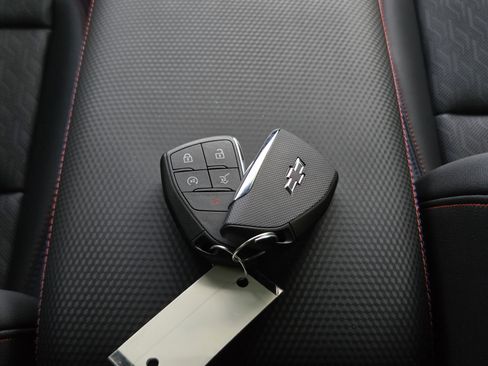 Used 2026 Chevrolet Equinox RS w/ Convenience Package III FWD image 29